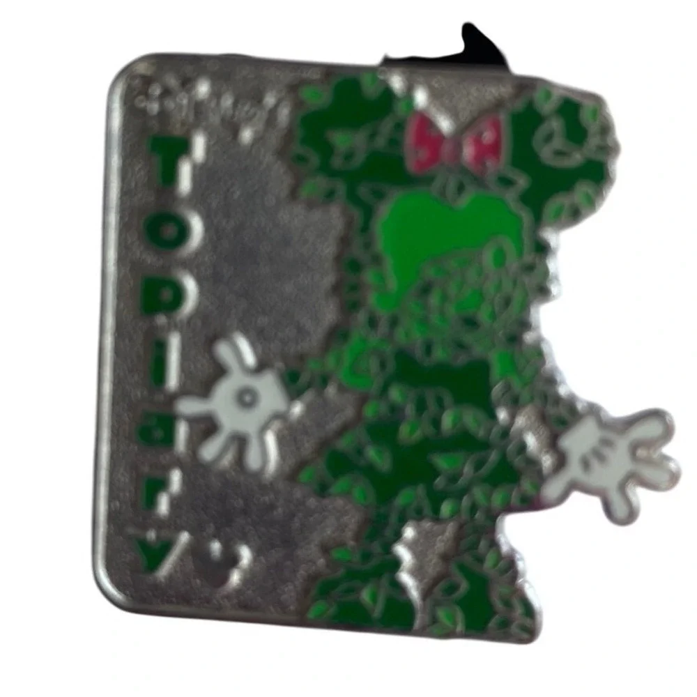 DISNEY WDW 2002‎ CAST LANYARD SERIES Minnie MOUSE TOPIARY PIN 2 of 5